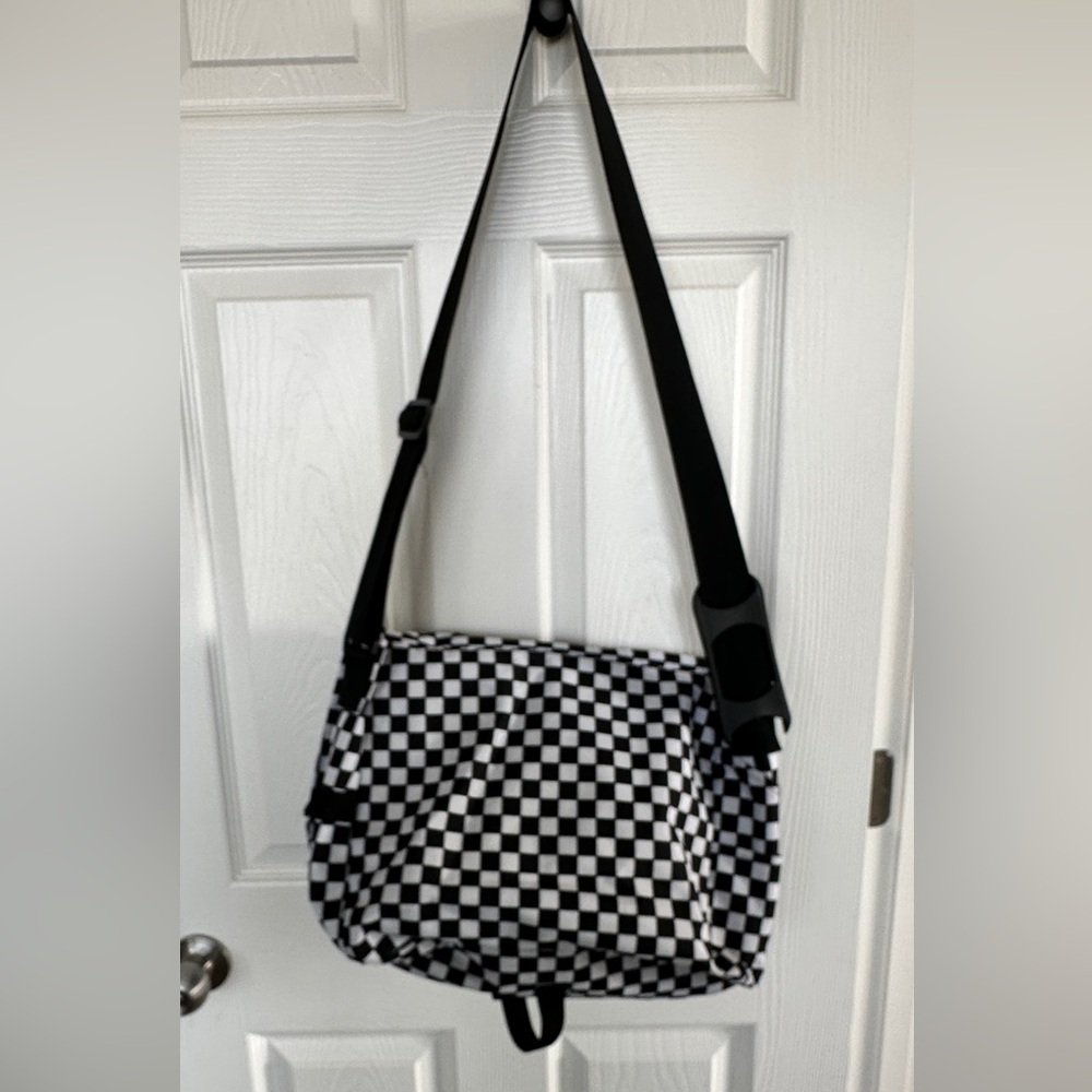 Dickies Checkered Messenger Bag Flap Front Hook & Loop Closure Adjustable Strap - Picture 3 of 16